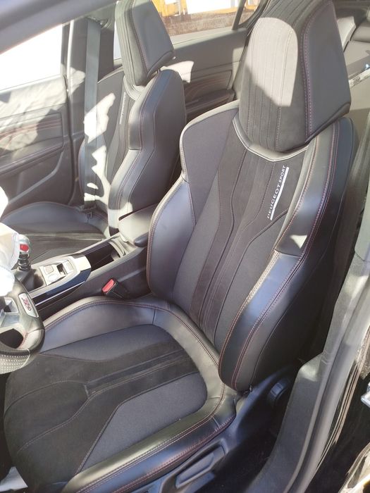 Bancos e quartelas Peugeot 308 GTI