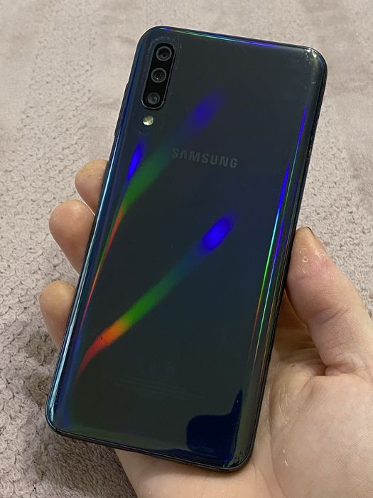 Телефон Samsung Galaxy A50 4/128gb NFC швидкий