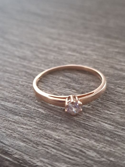 Золоте кілечко 585 проби 18р