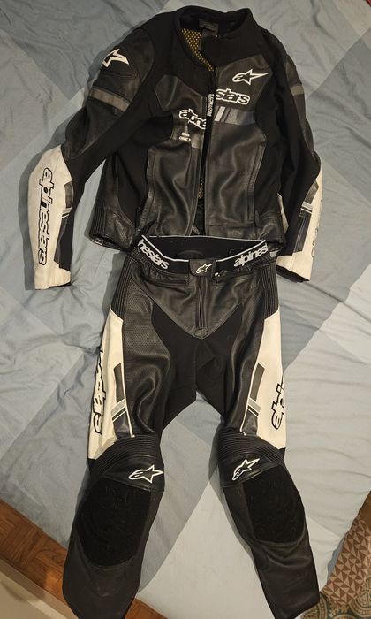 Fato de Moto Alpinestars GP Force Chaser Leather Suit – 2 Peças