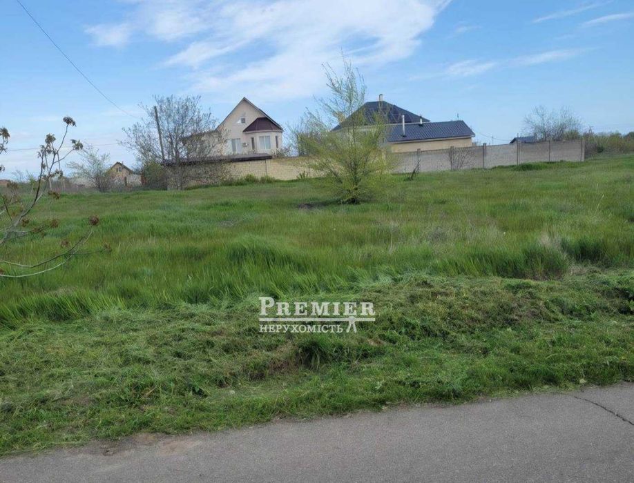 Продам земельну ділянку