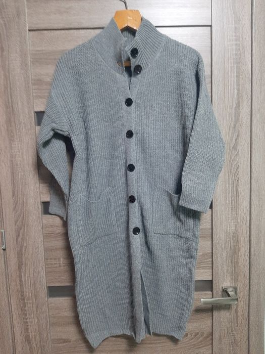 Кардиган жіночий.