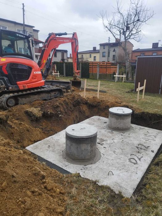 Betonowa piwniczka ogrodowa bunkier ziemianka spiżarka piwnica kanał