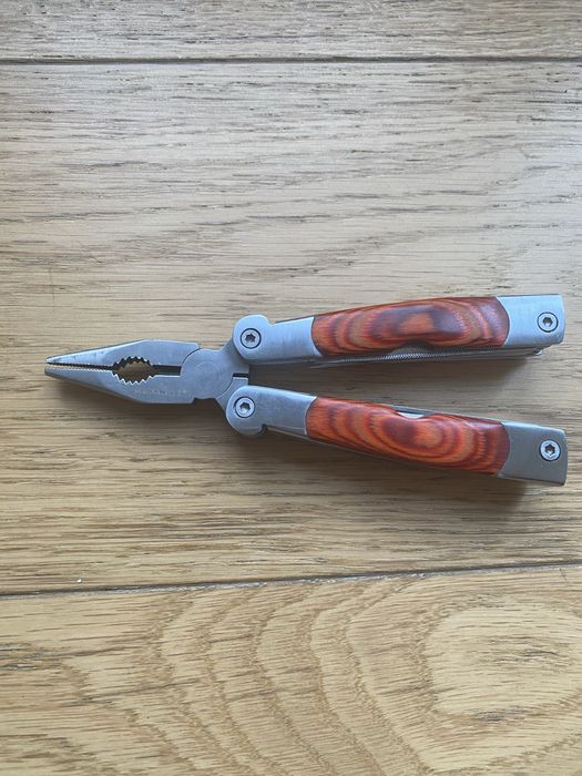 Scyzoryk wielofunkcyjny Mistrall