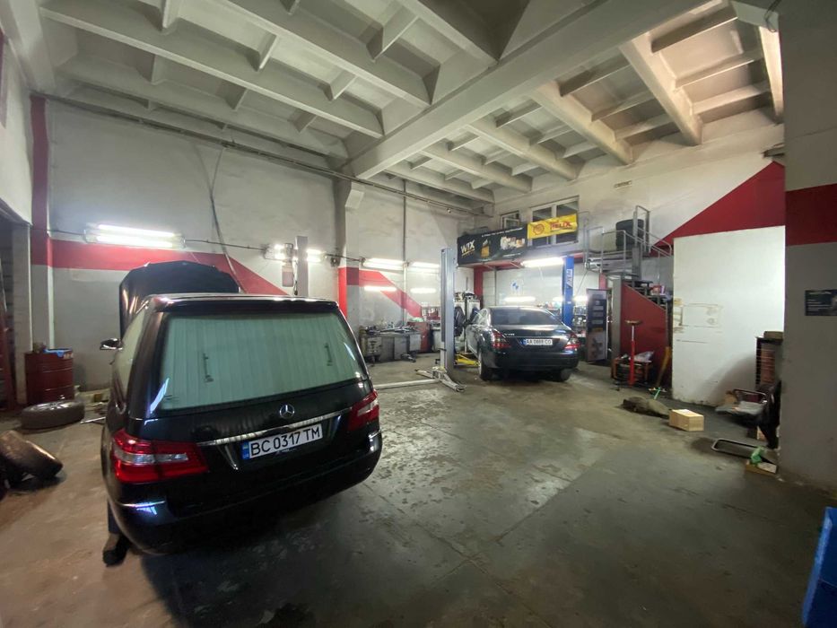 Продаж нежитлового комерційного приміщення(С.Т.О),вул.Данила Апостола