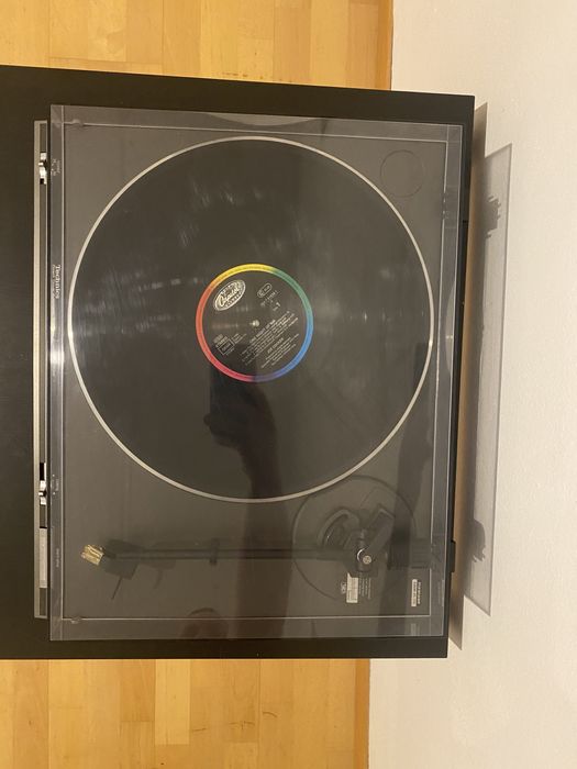 Вініловий програвач вініл Technics SL-D 310