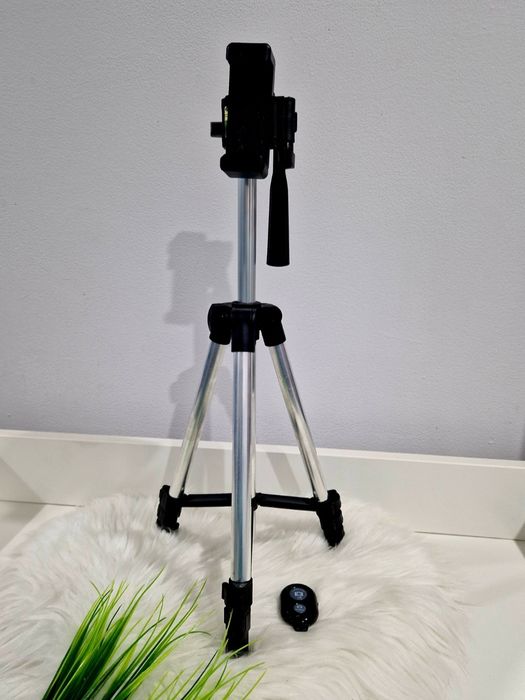 Tripé para telemóvel