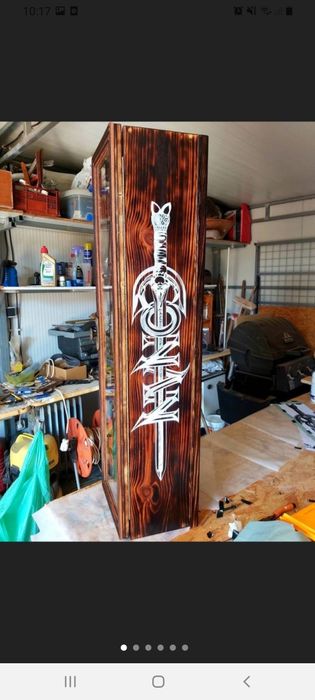 Expositor madeira para espada