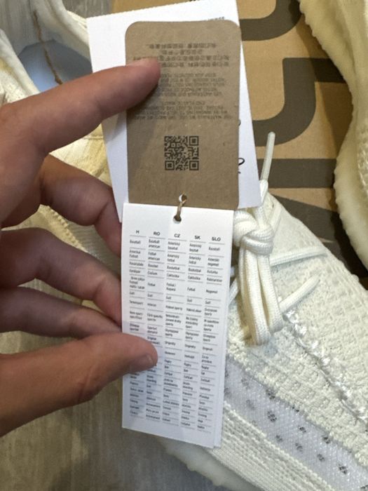 Yeezy Boost 350 V2 Onyx White