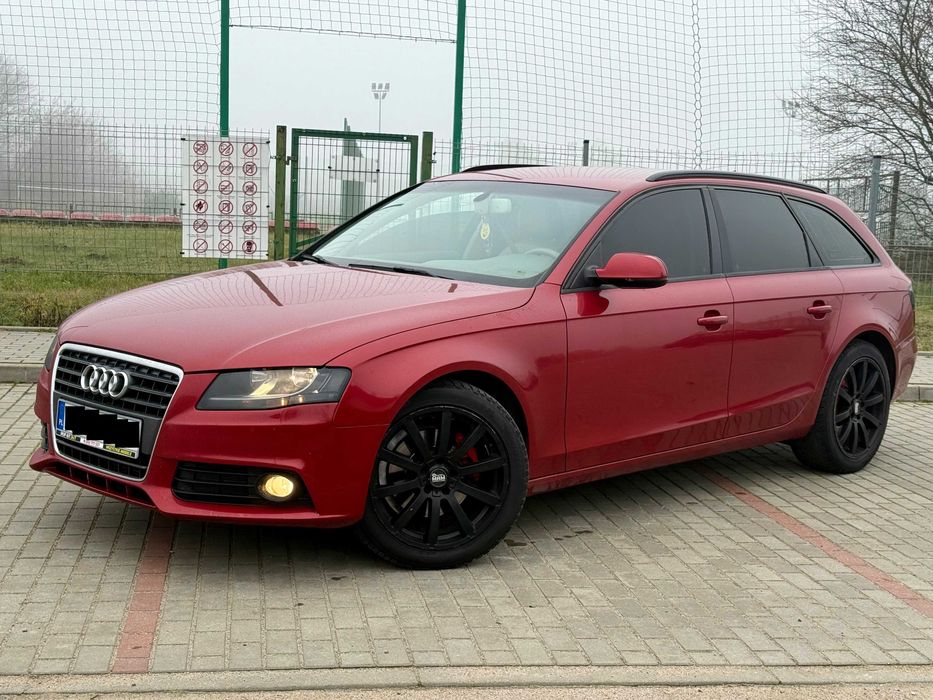 AUDI A4 B8 Avant 2010r. 2.0 TDI 6 Biegów PIĘKNY STAN Navi Skóry Alu 18