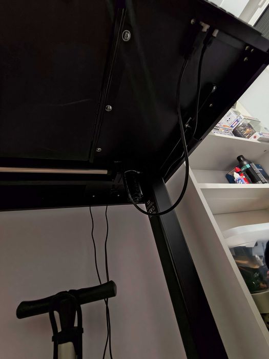 Biurko elektryczne Mark Adler Leader 8.2 Black 120 cm