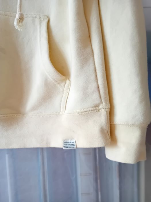 Pull and bear wygodna bluza jasnożółta