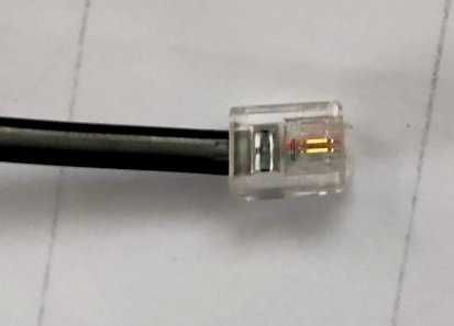 Кабель для підключення стаціонарного телефону до телефонної мережі