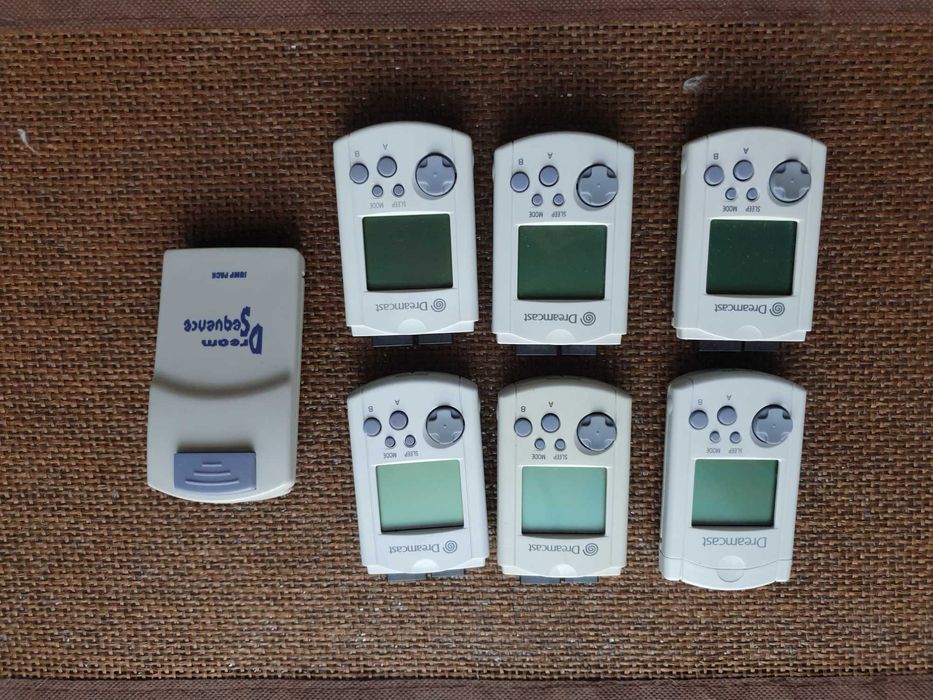 Іграшка Visual memory VMU карта памяті vibration pack Sega