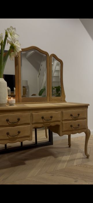 Ludwikowska toaletka z litego dębu / fazowane lustra