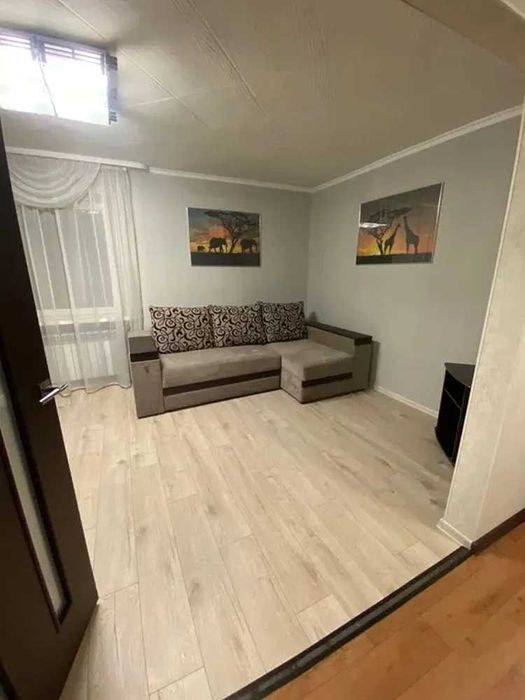 Продам 1 комнатную квартиру с ремонтом на Поля (Кирова)