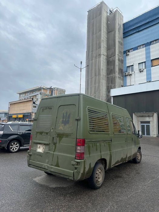 Пежо джампер 2.5д