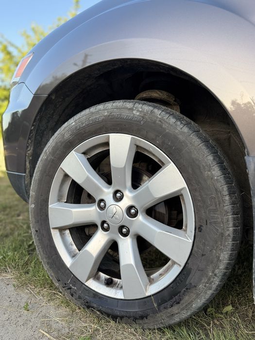 Mitsubishi Outlander 2012