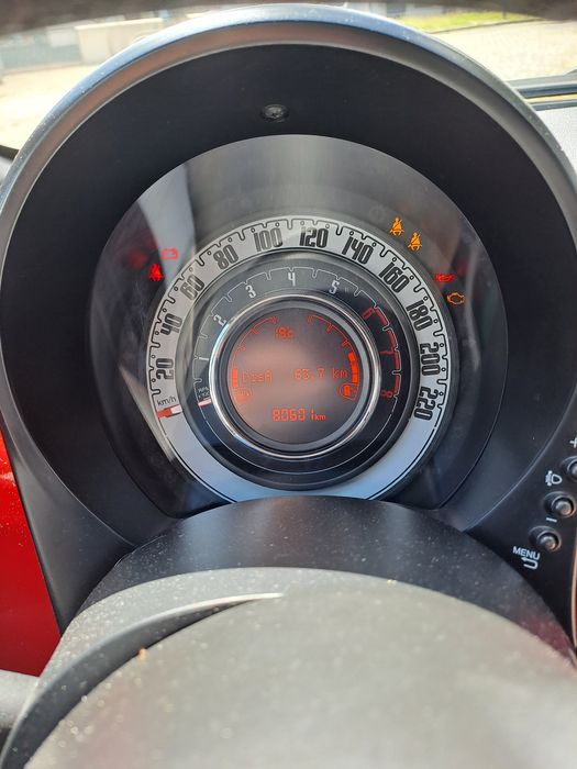 Fiat 500 Hybrid Red