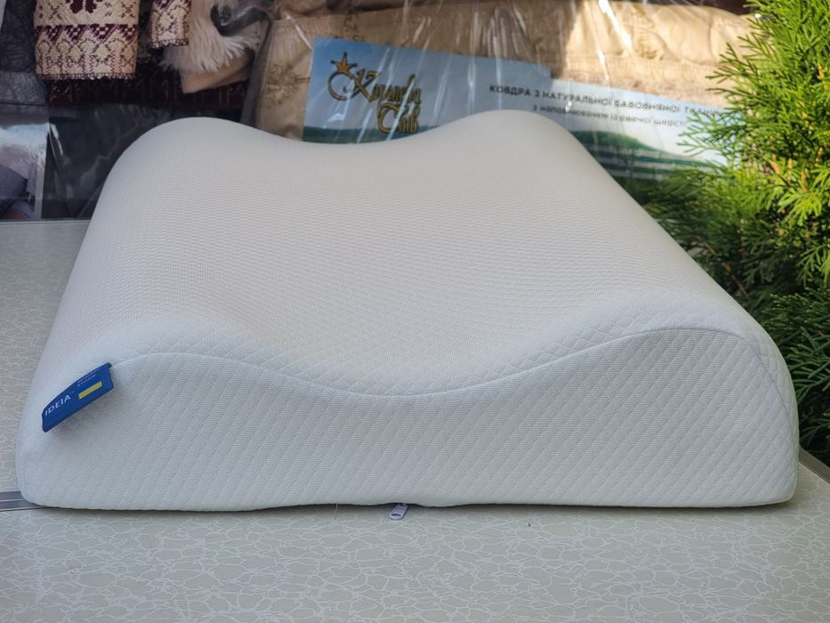 Подушка Memory латексна хвиля 63x43x10/8cm. Ideia.