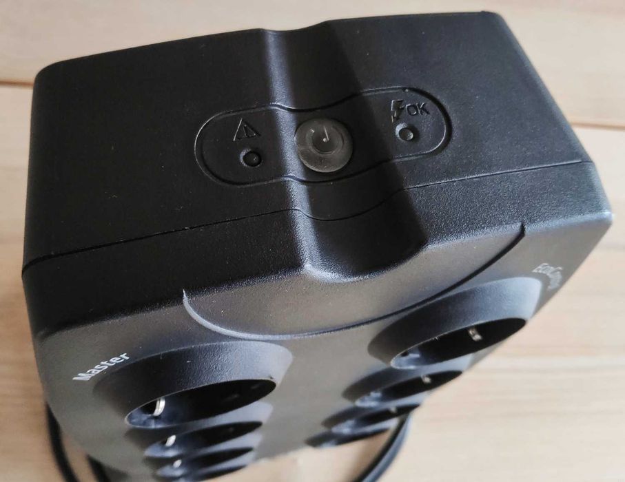 EATON Protection Station 800 VA – Bateria nova!!!