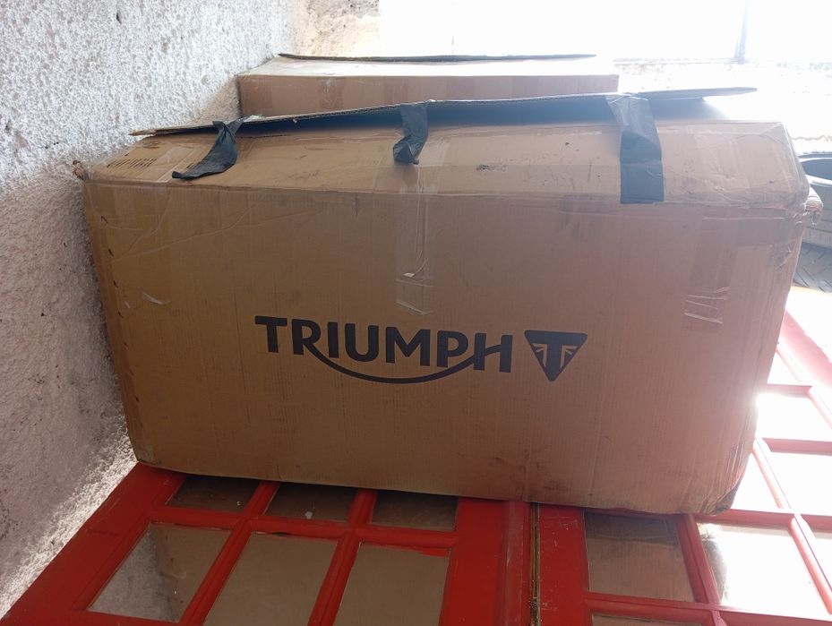 Depósito Triumph Tiger 1050