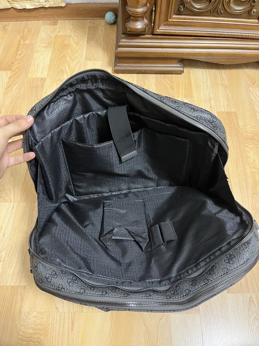 Guess HM6606 чоловіча сумка для ноутбука та паперів