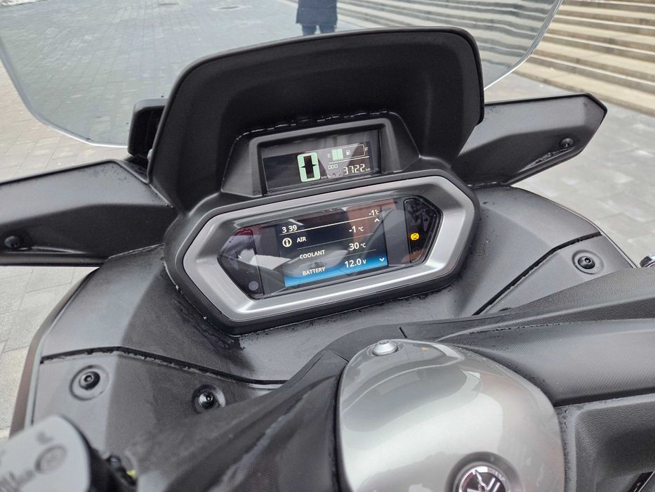 Yamaha XMAX 125 Tech Max