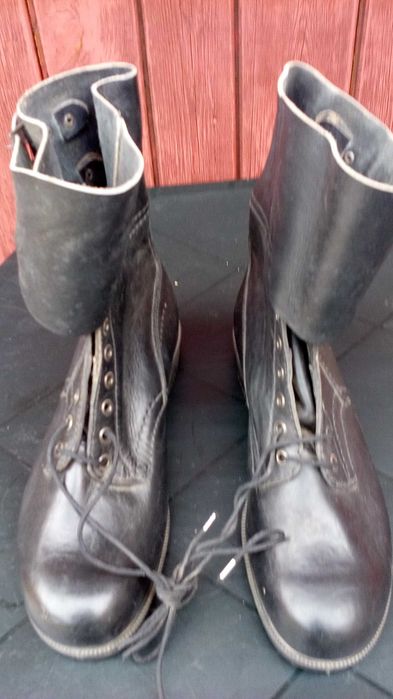 Nowe buty ze skory (opinacze)
