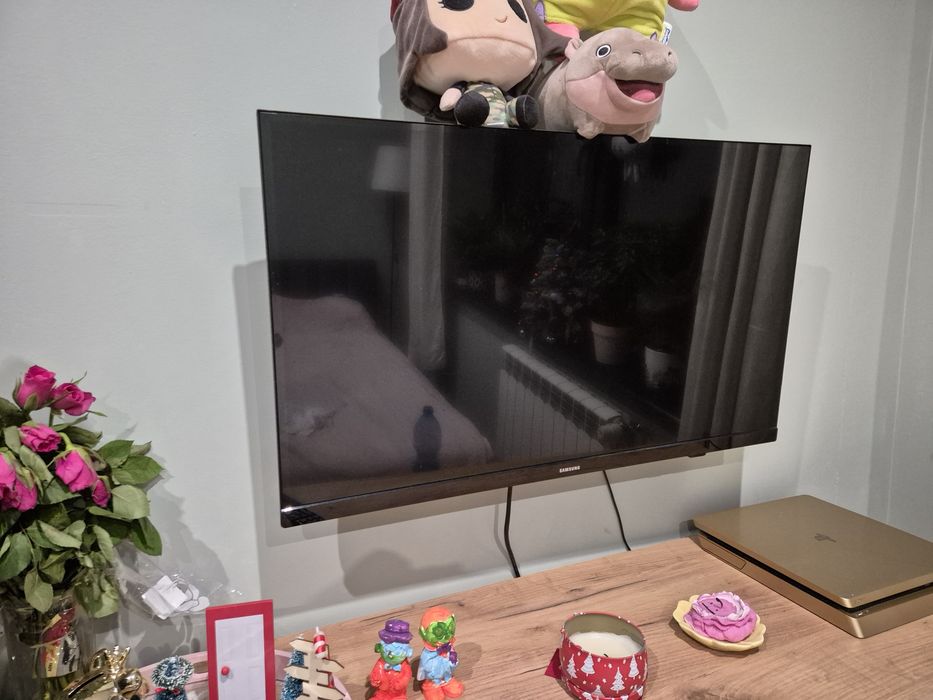 Telewizor Samsung UE32T4002 – 32 cale | pilot | DVB-T2