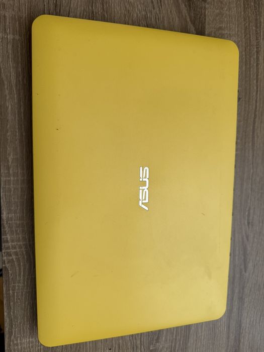 Asus f555l i7 gf940m ssd256
