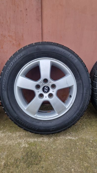 Диски з шинами Хюндай Туксон Hyundai Tucson 5x114.3 r16