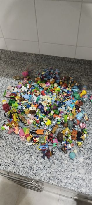 Kinder lote ( mais que um kg)