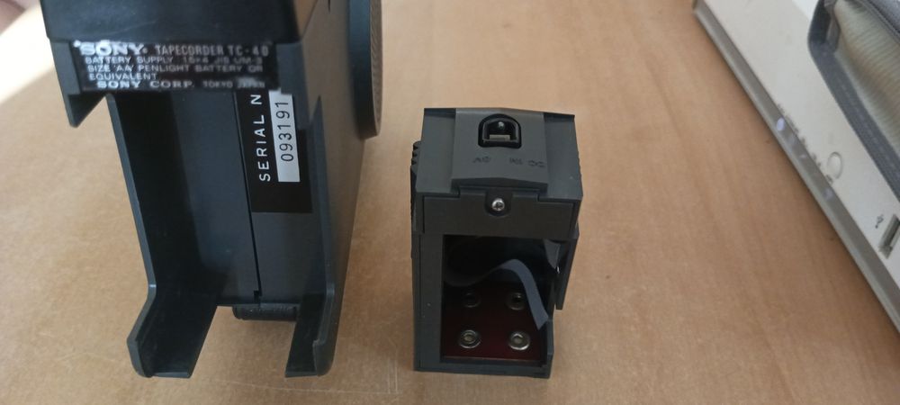 50 letni Walkman,dyktafon Sony TC-40