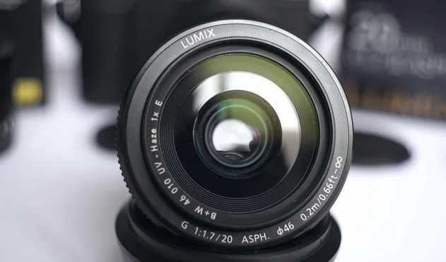 Objectiva Lumix G 20mm - 1:1.7 20 Asph 0.2mm/ O.66 F_COMO NOVA