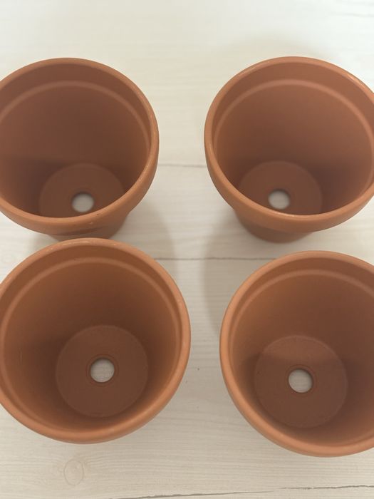 Conjunto 4 Vasos de Barro Pequenos – Ideais para decoração!