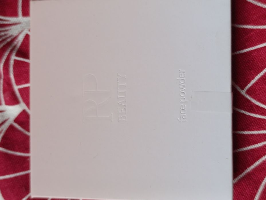 Puder transparentny Mamaginekolog Nowy