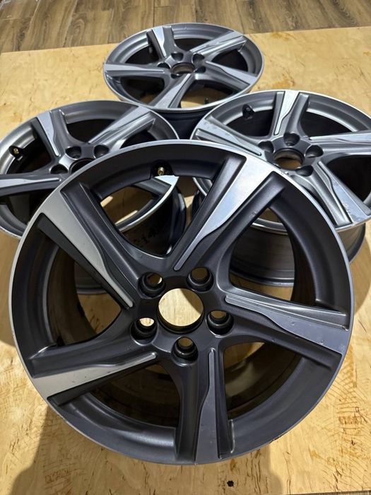 R16_Легкосплавні диски Volvo R-design V40, V50, V60