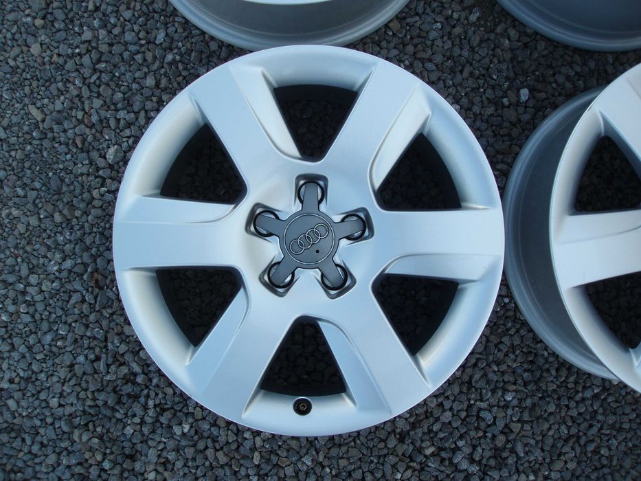 Felgi Aluminiowe  5x112x66.6  17''  ET26 Oryginał AUDI