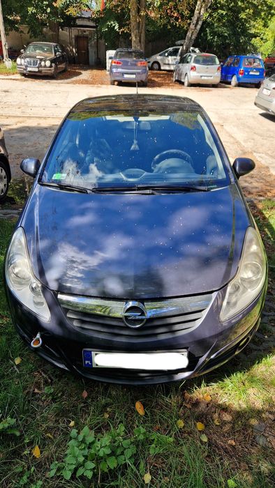 Opel Corsa D 1.0 Benzyna 2006/2007 – Bardzo niski przebieg 76 tys. km – Uszkodzony