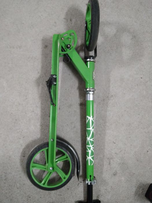 Hulajnoga Scooter zielona
