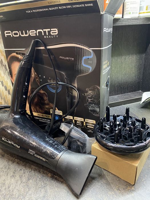 Продам фен для волосся Rowenta