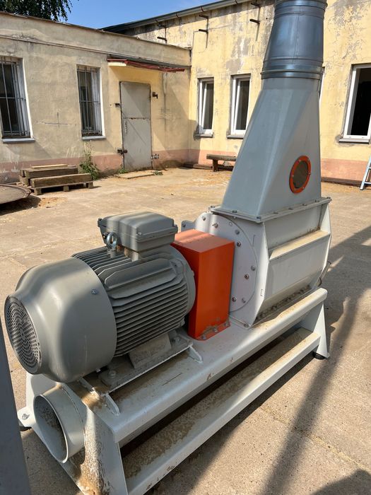 PRZEMYSŁOWY POLSKI młyn bijakowy do trocin/ zrębki 75 kW/ 2t/h