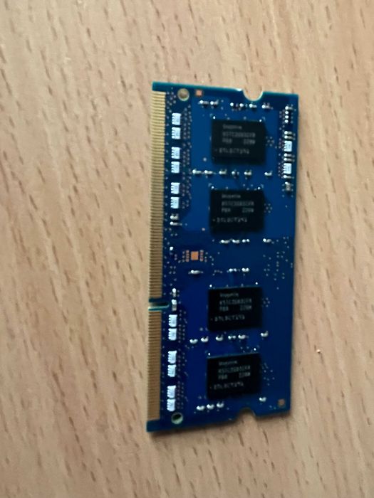 Память ноутбука 2Гб Hynix PC3 12800 SO DIMM