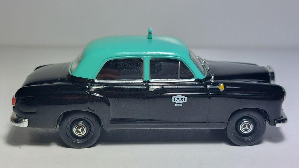 Mercedes 180 taxi de Lisboa