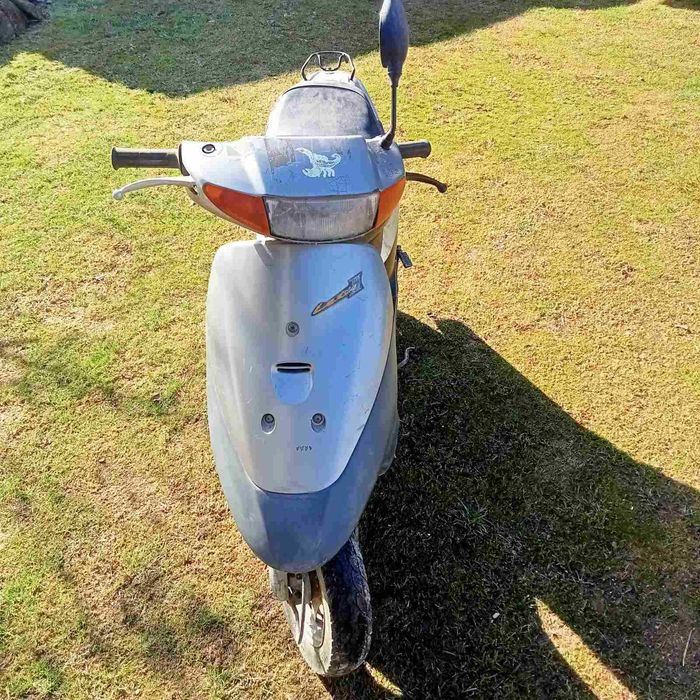 Скутер Suzuki lets 2