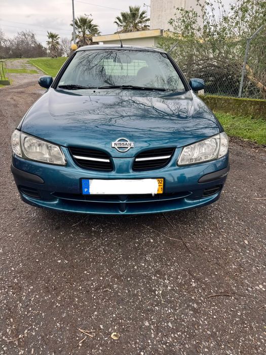 Vendo Nissan Almera 2.2 DI 110cv comercial