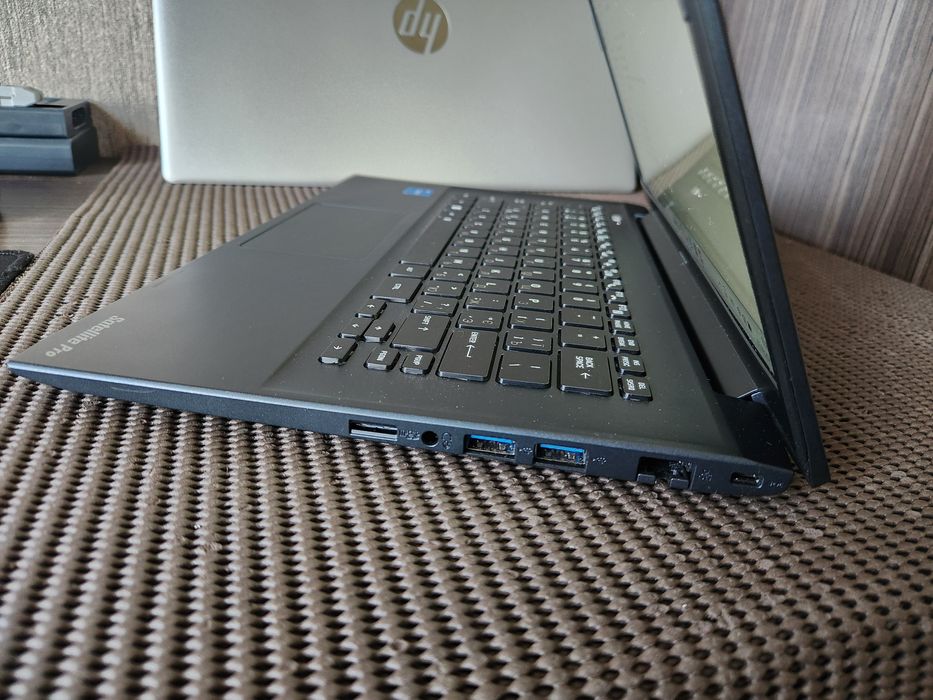 Toshiba DynaBook Satellite Pro C40-K 14" FullHd IPS I3-1215U 256GB 8GB