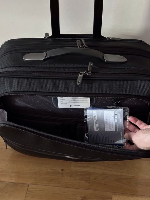 Mala de cabine com rodas para computador - Samsonite, como nova.