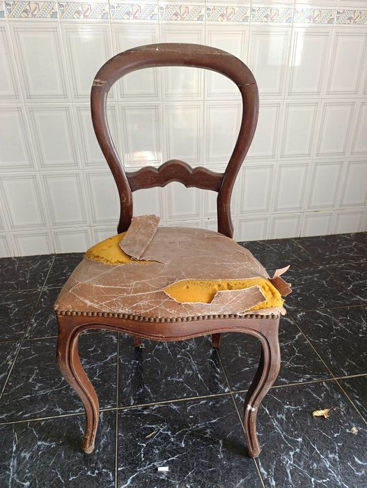 Cadeiras para restauro (4)